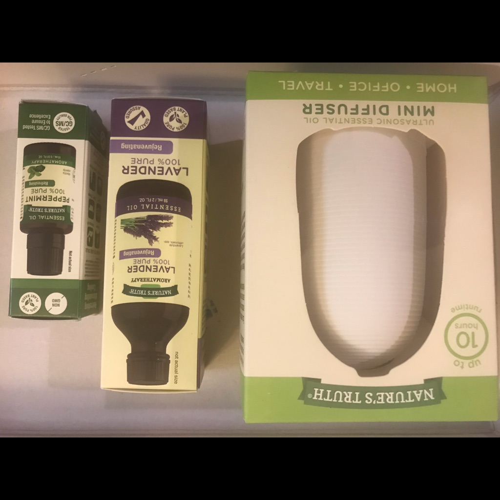 Mini Diffuser With Lavender &Peppermint Essential